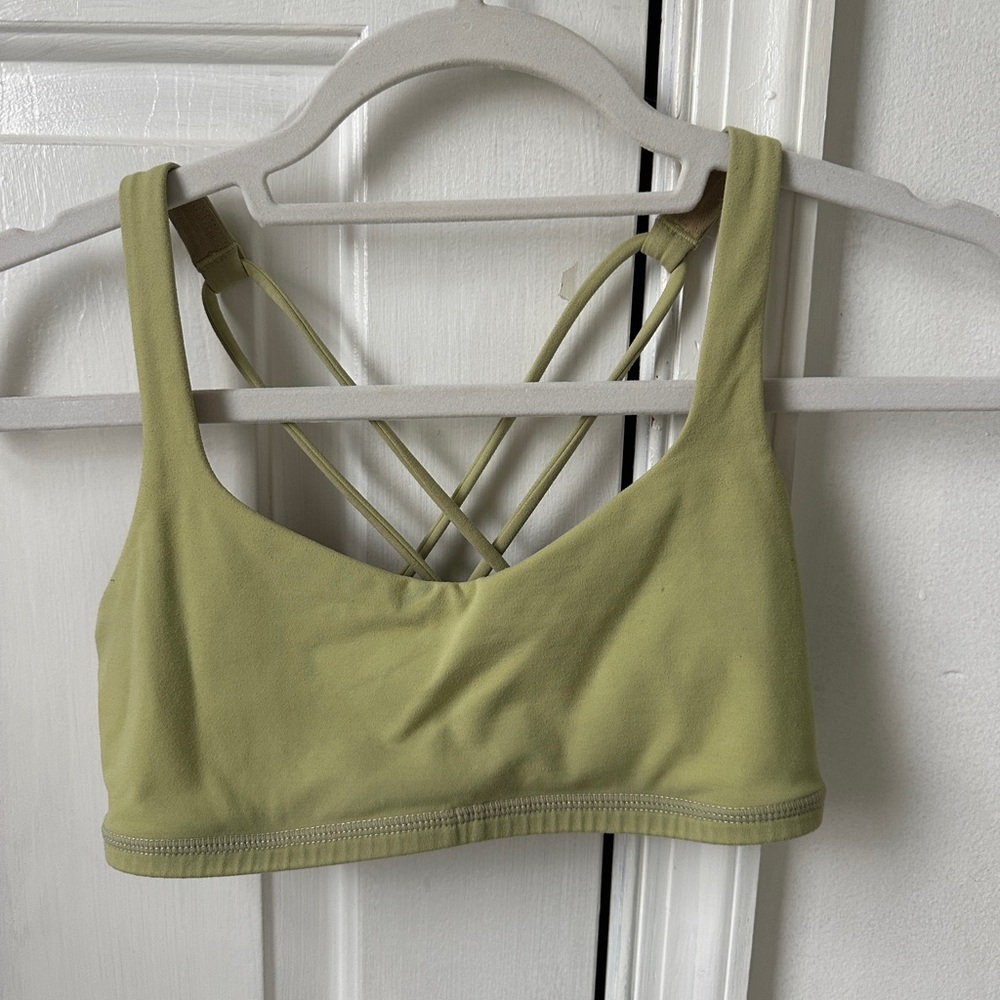 Lululemon Sports Bra yellowish color size 4